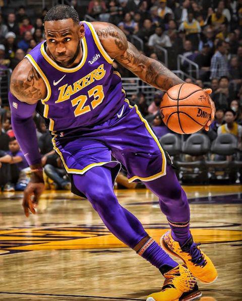 西甲半场：帕拉松、埃斯皮诺造险，巴列卡诺0-0贝蒂斯（西甲半场战报：帕拉松、埃斯皮诺屡造险情，巴列卡诺与贝蒂斯0-0互交白卷）