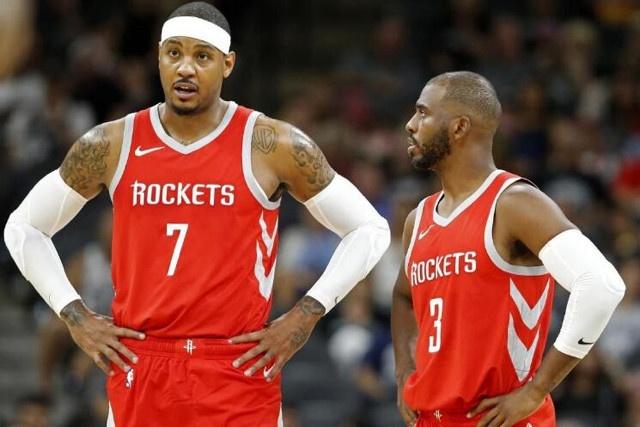 首节战报：骑士火力全开，尼克斯进攻受阻（首节快讯：骑士攻势如虹，尼克斯进攻受挫）