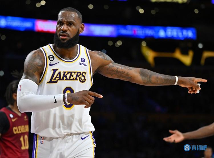 篮球篮网球队更换战术，提高进攻效率（篮网调整战术布局，进攻端效率大幅提升）