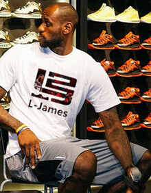 18岁中场奇才成为豪门猎物：皇马巴黎阿森纳下场，6000万估值不低（18岁中场天才成豪门抢手货：皇马、巴黎、阿森纳齐出击，身价约6000万）