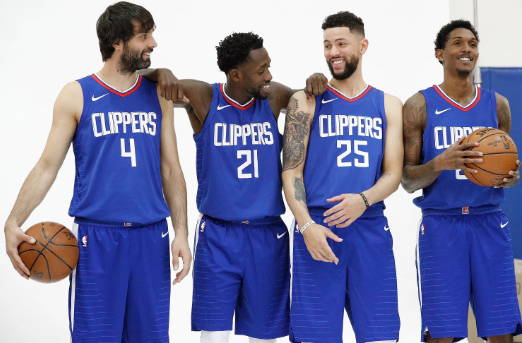 约基奇传球再次刷新中锋认知（约基奇传球再度改写中锋定义）