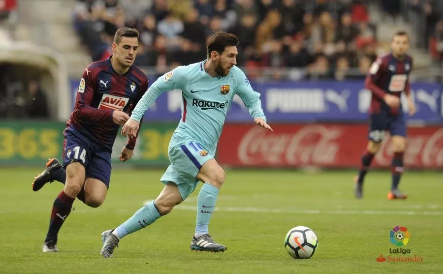 千年鱼腩要翻身！1转变6年首现 菜鸟中锋2特质胜过玻璃状元（昔日鱼腩迎逆袭！六年首现转机，菜鸟中锋两大特质胜过玻璃状元）