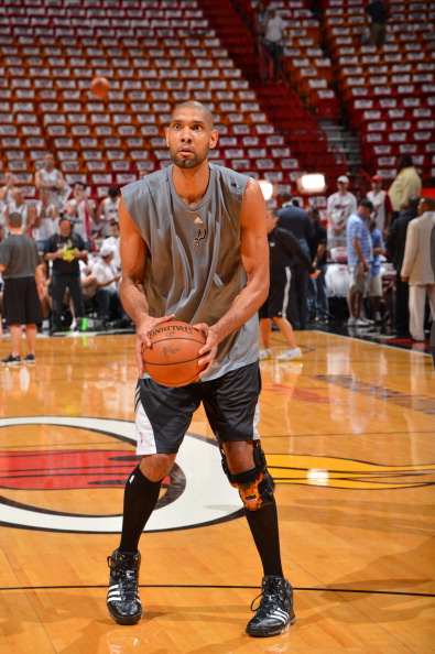 0-4不敌国安保级机会渺茫，亚泰众将赛后难掩失落情绪（0-4负于国安保级前景渺茫，亚泰将士赛后难掩沮丧）