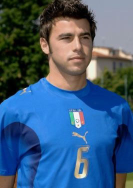 弗罗因德：为卡尔入选德国U21队高兴，希望他能获得出场机会（弗罗因德为卡尔跻身德国U21欣喜，盼其获得出场机会）