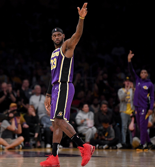 火箭vs鹈鹕前瞻：杜兰特率队客场作战，火箭欲避免两连败（火箭战鹈鹕前瞻：杜兰特率队客场出击，火箭力争避免两连败）