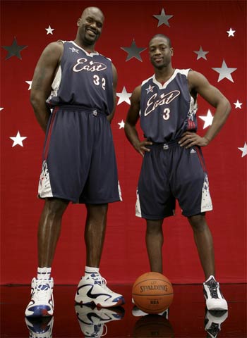 大巴黎官方：舍瓦利耶脚踝受伤接受治疗，杜埃正在恢复阶段（巴黎圣日耳曼官宣：舍瓦利耶脚踝伤已接受治疗，杜埃正处恢复期）