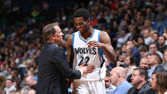 NBA战报：约基奇26分9板10助，掘金130-112轻取太阳（约基奇26+9+10领衔，掘金130-112轻取太阳）