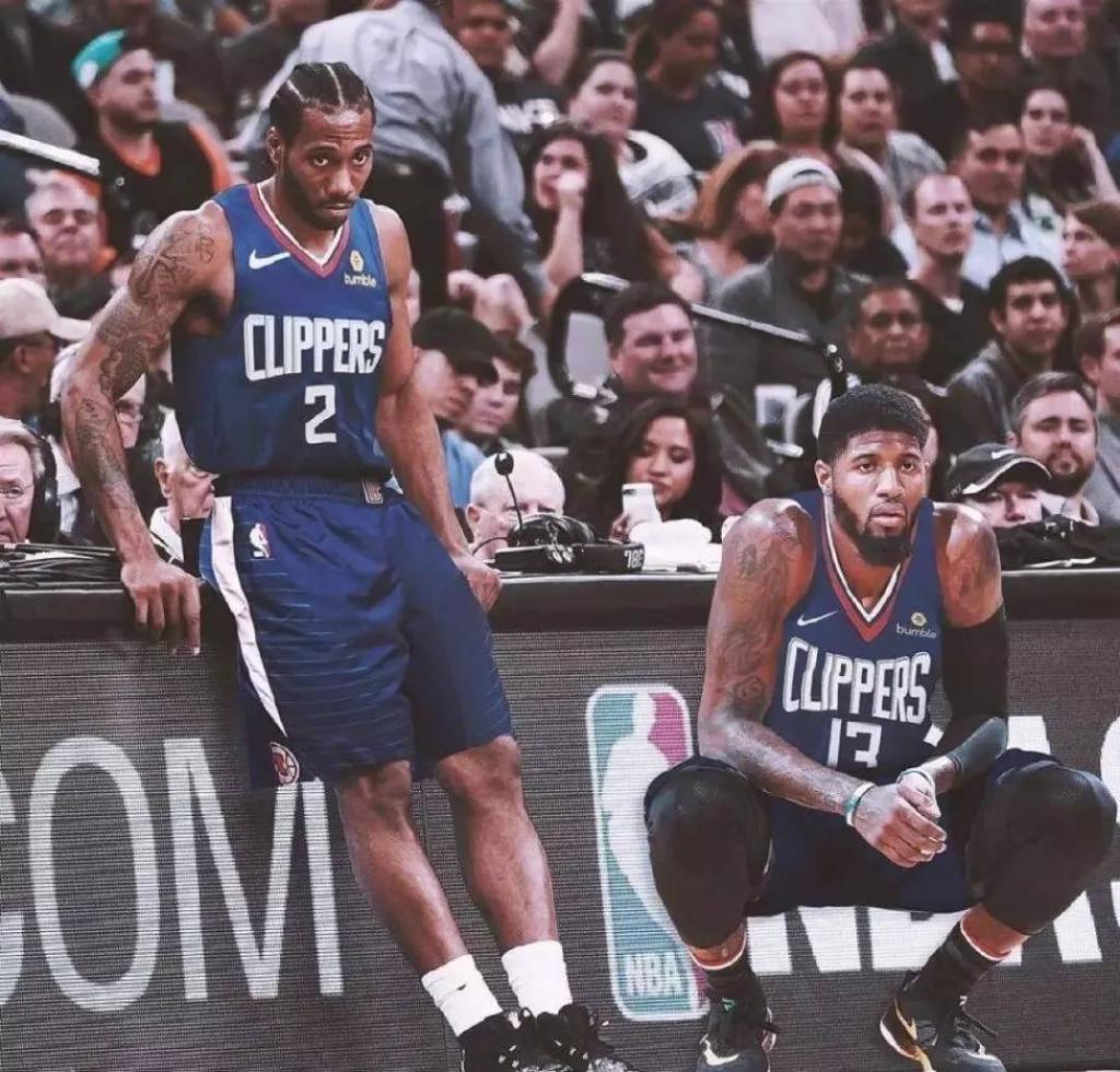 68分钟被换！利物浦1.5亿标王让斯洛特死心：5项数据挂零 评分6.5（踢满68分钟即被换！利物浦1.5亿标王令斯洛特失望：5项数据全零，评分仅6.5）