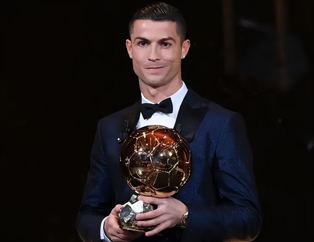 石破天惊！泰勒·亚当斯43米吊射破门为本赛季英超最远进球（惊天一吊！泰勒·亚当斯43米挑射得手刷新本赛季英超最远进球）