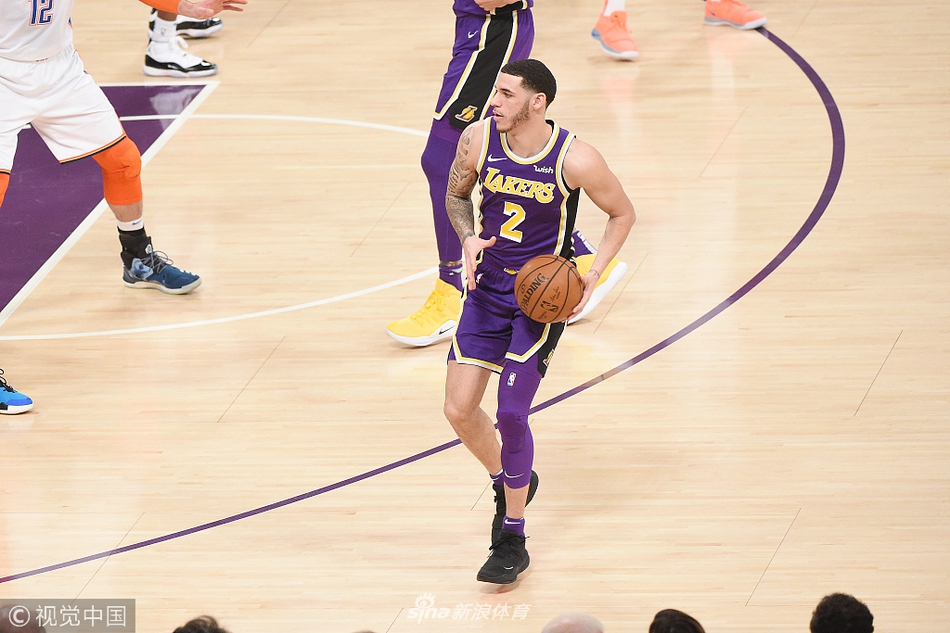 看着六场不胜的曼城 刚续约的瓜帅挠破头皮.